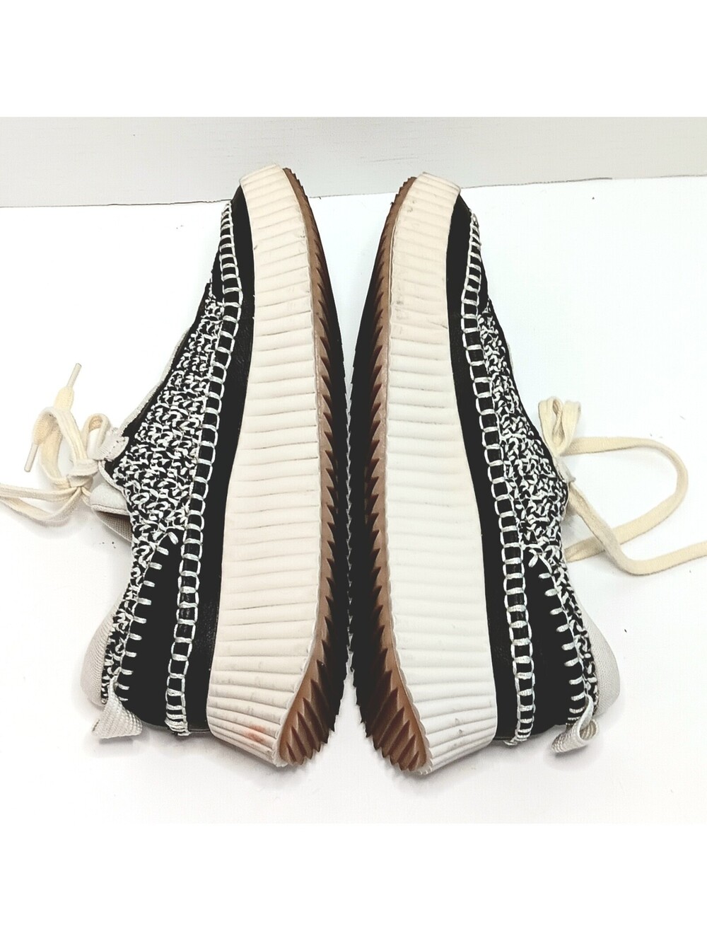 Dolce Vita Dolen Black/Cream Woven Knit Platform Sneakers Size 9 Boho Chunky - Picture 6 of 9